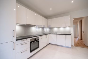 Rue Henri-Christiné – 3,5 pièces d'env. 70.6 m² au 5ème étage & combles aménagés