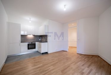 Carouge - Rue des Caroubiers - Appartement 2 pièces d'environ 47m2 au rez-de-chaussée