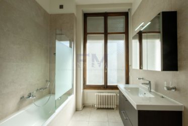 Boulevard des Philosophes – 4 pièces d'env. 122 m² au 2ème étage