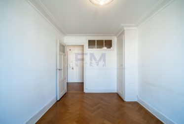 Rue de la Canonnière – 2,5 pièces d'environ 36 m² au 5ème étage