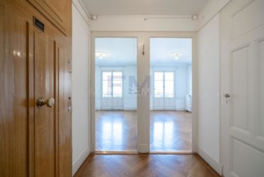 Rue de la Canonnière – 2,5 pièces d'environ 36 m² au 5ème étage