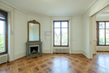 Boulevard des Philosophes – 4 pièces d'env. 122 m² au 2ème étage