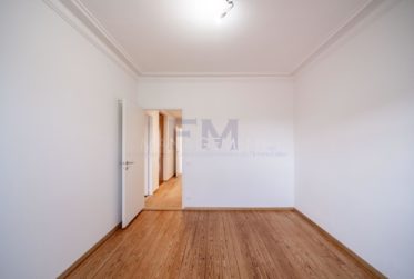 Rue Henri-Christiné – 3,5 pièces d'env. 70.6 m² au 5ème étage & combles aménagés