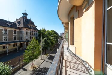 Rue Barthélemy-Menn – 5,5 pièces d'environ 113 m² au 2ème étage