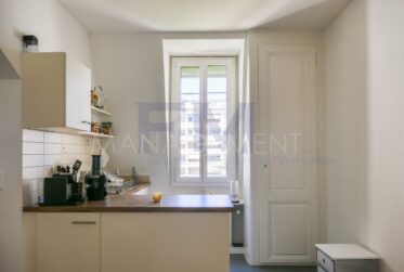 Rue Monnier – 2 pièces meublé d'env. 70 m² au 3ème étage