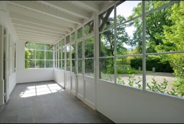 MAGNIFIQUE VILLA DE CHARME À CONCHES – FUTURE PISCINE & POOL HOUSE