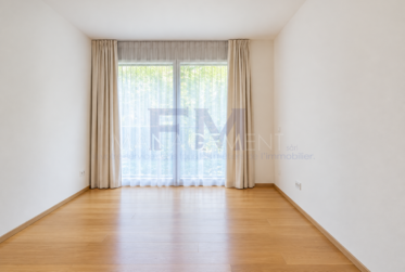 Chemin du Velours - 5 pièces d'env. 145 m² au rez-de-chaussée