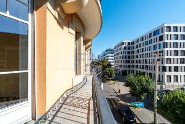 Rue Barthélemy-Menn – 5,5 pièces d'environ 113 m² au 2ème étage