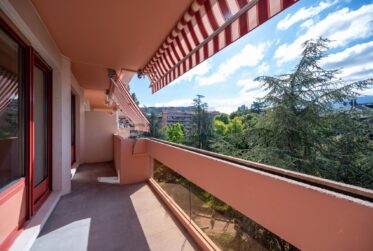 Route de Frontenex – 5 pièces d’env. 103 m² au 5e étage