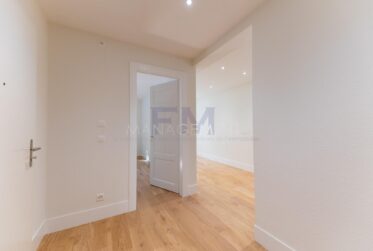 Rue des Cèdres – Bureau d'env. 62 m² au 1er sous-sol