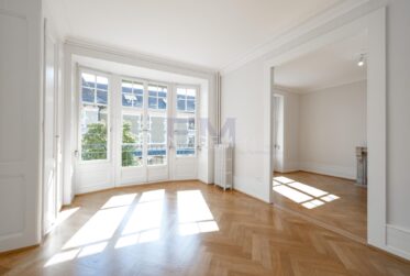 Rue Barthélemy-Menn – 5,5 pièces d'environ 113 m² au 2ème étage