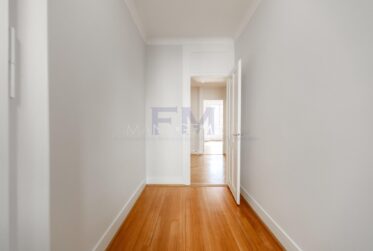 Rue Barthélemy-Menn – 5,5 pièces d'environ 113 m² au 2ème étage