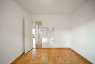 3 Bedrooms Flat